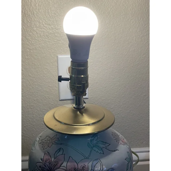 VTG Asian Blue Floral Ginger Jar Ceramic Table Lamp Painted Flowers 18” No Shade